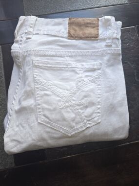 Amethyst Jeans Womens’s Slim Straight White Denim